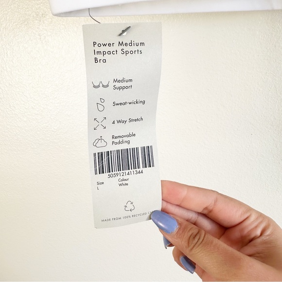 Sweaty Betty Power Medium Impact Bra in white L NWT - Picture 7 of 9